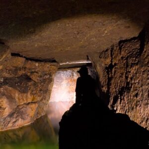 Баджейская пещераБаджейская пещера