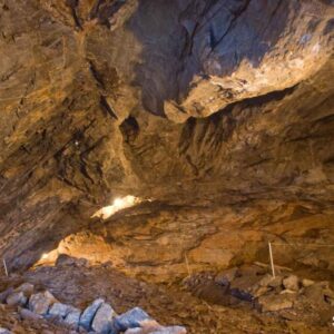 Пещера КараульнаяПещера Караульная